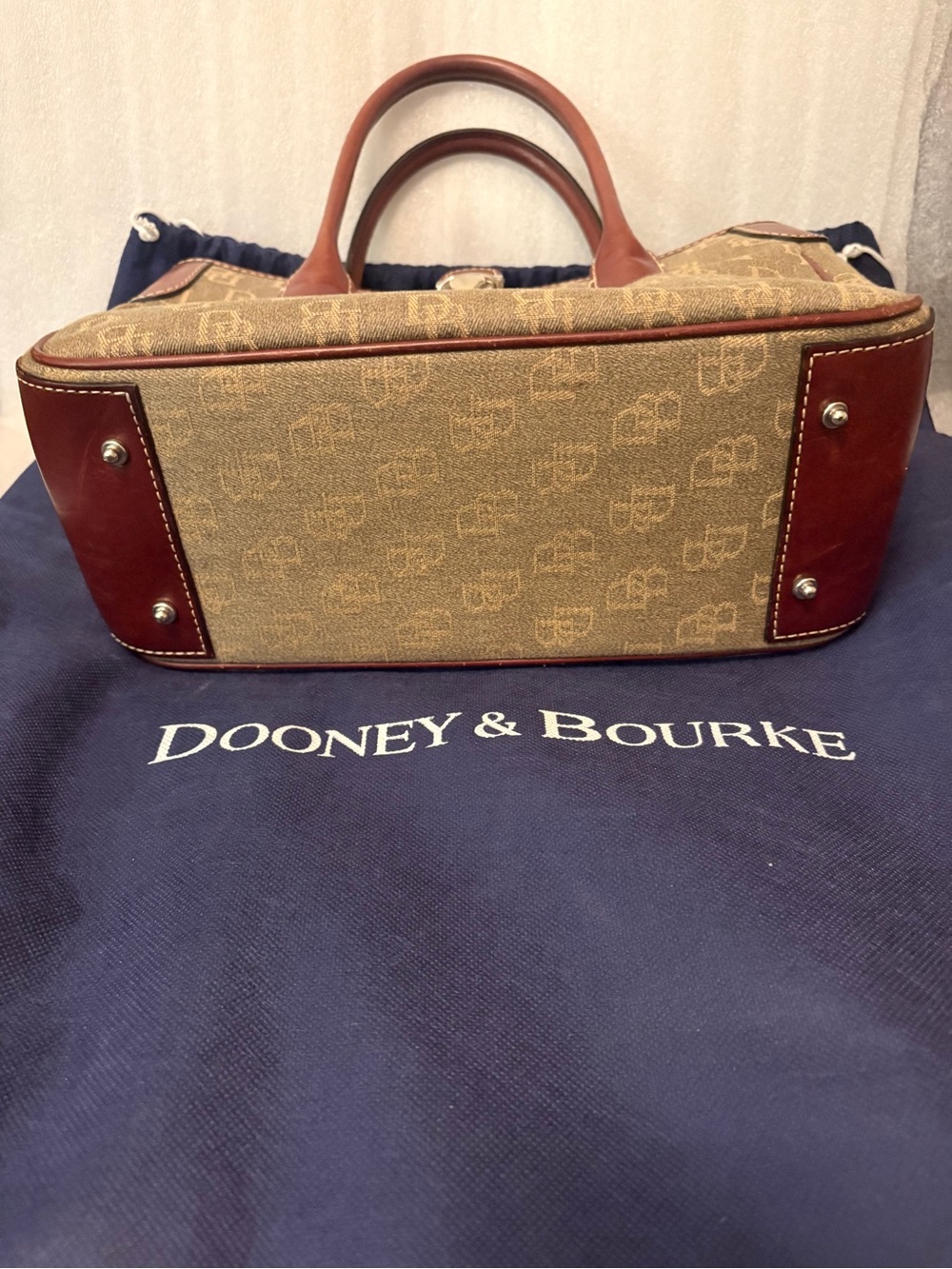 Dooney & Bourke Vintage Olive Monogram Satchel Pink Interior Push Lock Dust Bag - Picture 3 of 16